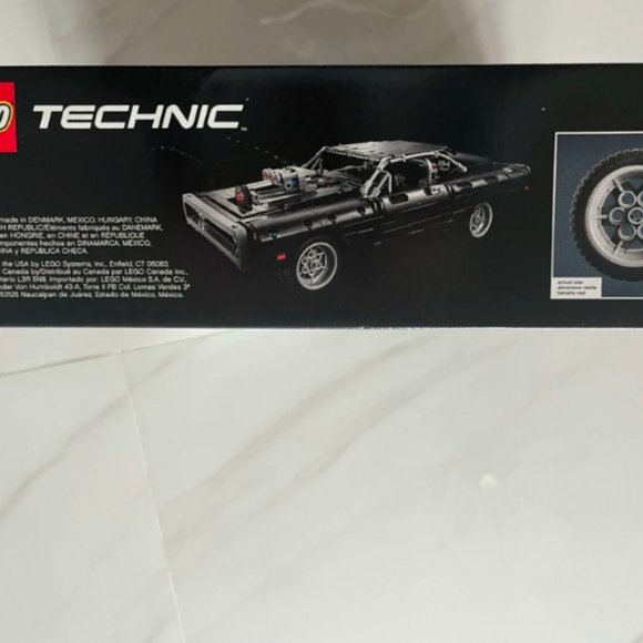 lego - Picture 3 of 3